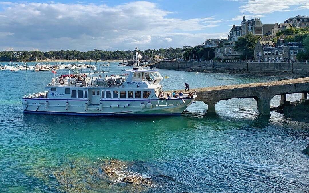 Stars SEA BUS zwischen Saint-Malo und Dinard